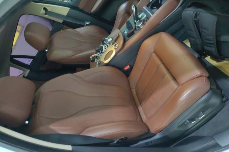 Used BMW X6 2015 xDrive28i Right Front Seat