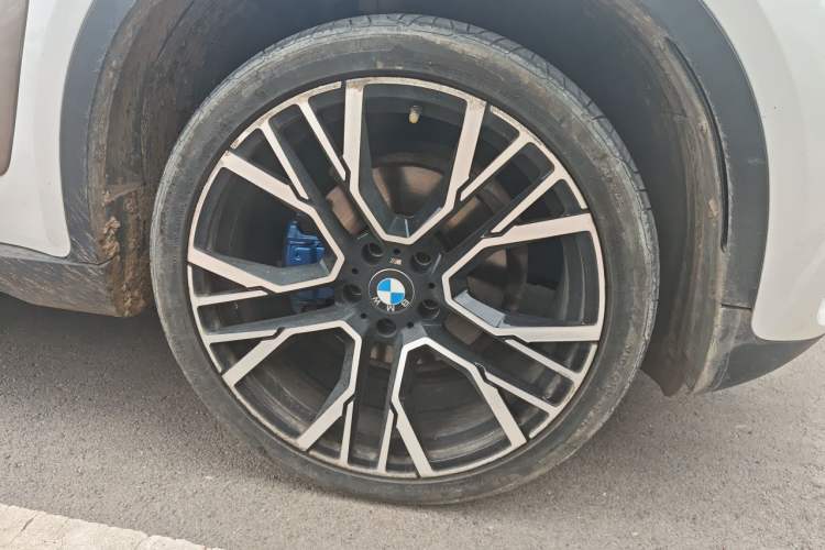 Used BMW X6 2015 xDrive28i Right Front Wheel Hub