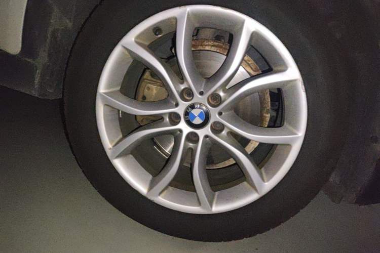 Used BMW X6 2015 xDrive35i Leading Model Right Front Wheel Hub