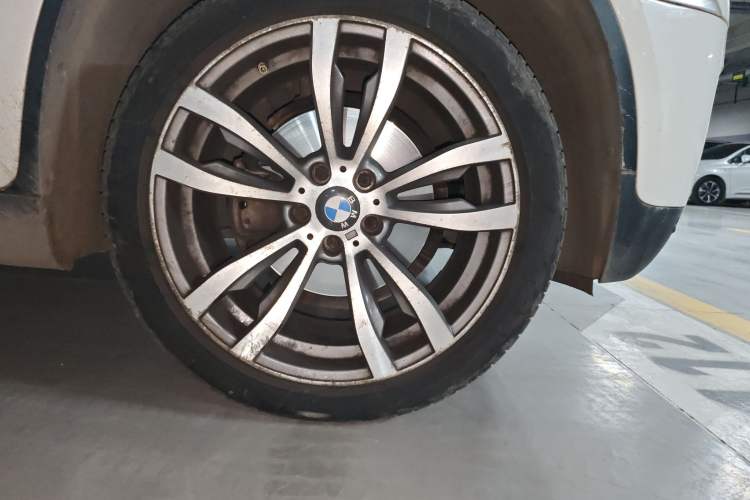 Used BMW X6 2015 xDrive35i Leading Model Right Front Wheel Hub