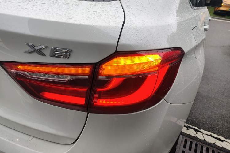 Used BMW X6 2015 xDrive35i Leading Model Right Rear Taillight
