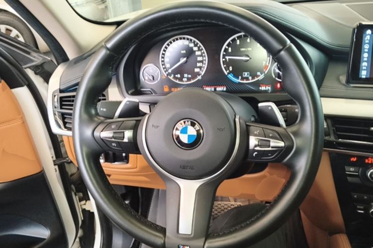 Used BMW X6 2015 xDrive35i U.S. specification Steering Wheel