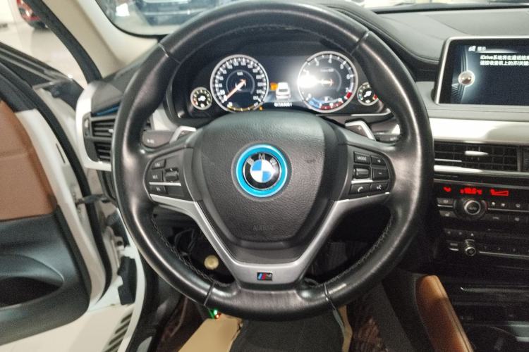 Used BMW X6 2015 xDrive35i Leading Model Steering Wheel