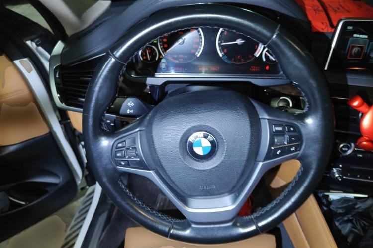 Used BMW X6 2015 xDrive28i Steering Wheel