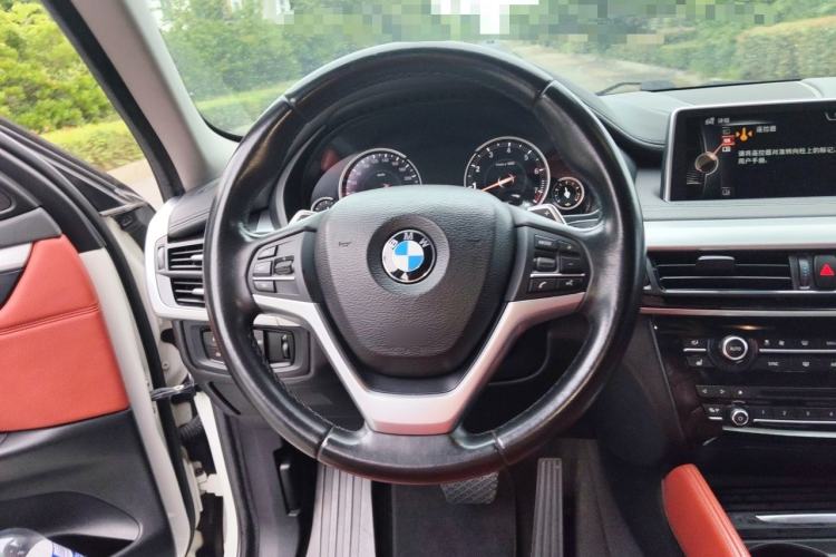 Used BMW X6 2015 xDrive35i Leading Model Steering Wheel