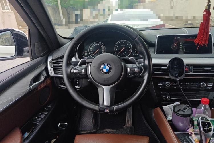 Used BMW X6 2015 xDrive35i Luxury Edition Steering Wheel