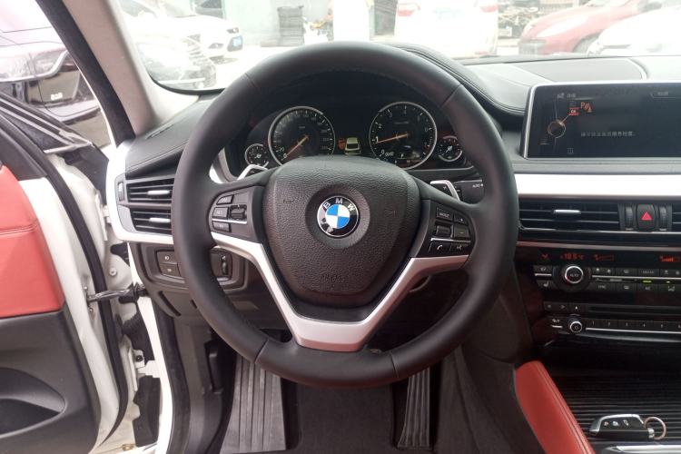 Used BMW X6 2015 xDrive35i U.S. specification Steering Wheel