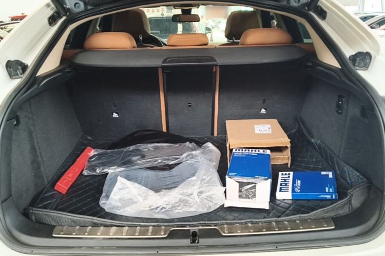 Used BMW X6 2015 xDrive35i U.S. specification Trunk