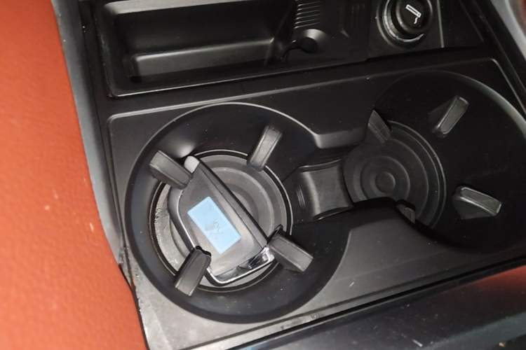 Used BMW X6 2015 xDrive28i Vehicle Key