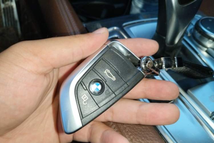 Used BMW X6 2015 xDrive35i Luxury Edition Vehicle Key