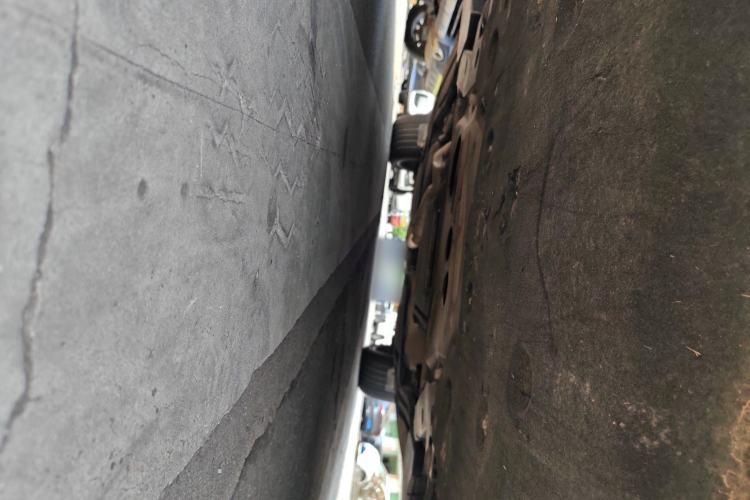 Used BMW X6  Chassis Front