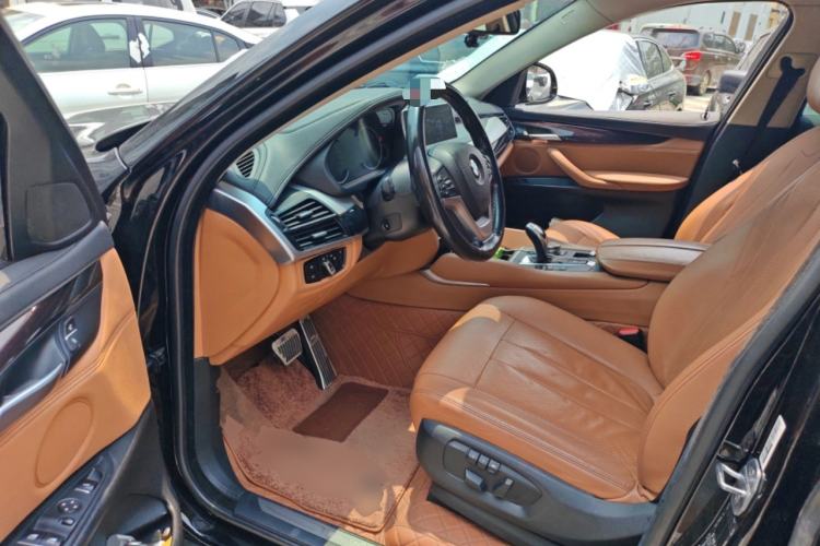 Used BMW X6  Driver Seat
