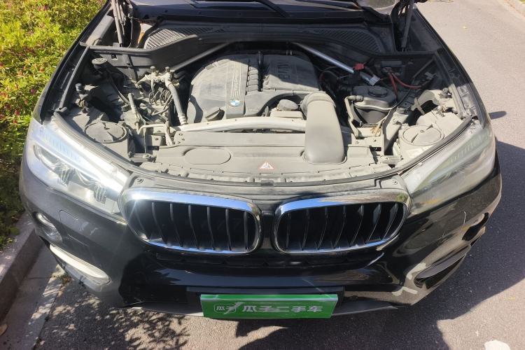 Used BMW X6 2016 xDrive35i Base Model Middle East Engine Bay