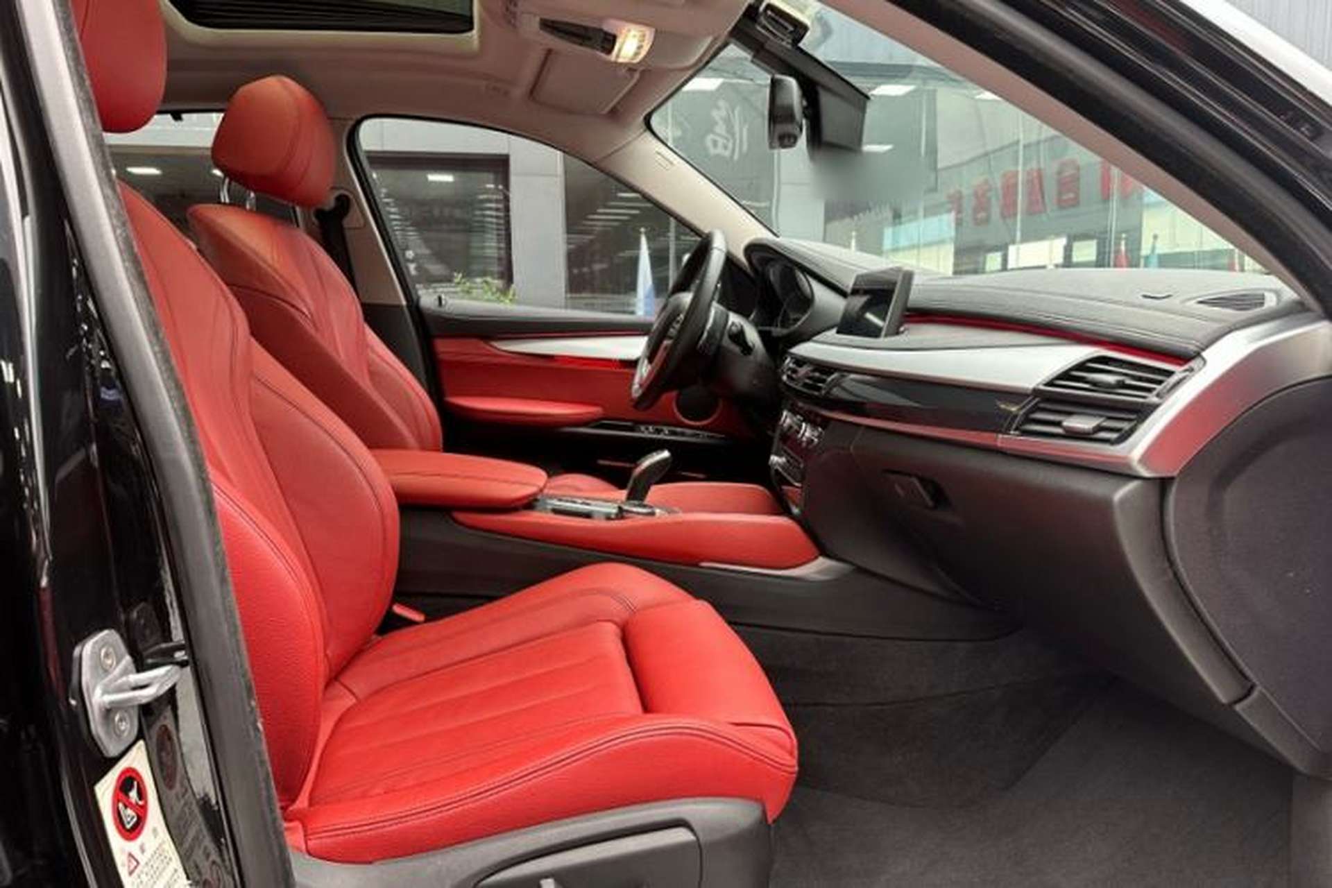 Used BMW X6 2016 xDrive35i U.S. specification Interior 9