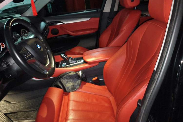Used BMW X6  Left Front Seat