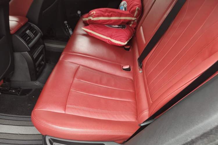 Used BMW X6 2016 xDrive35i U.S. specification Left Rear Seat