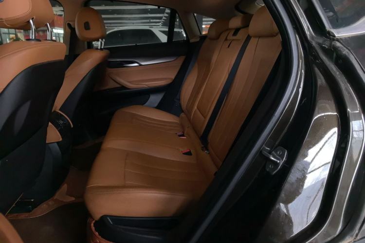 Used BMW X6 2016 xDrive35i Base Model Middle East Left Rear Seat