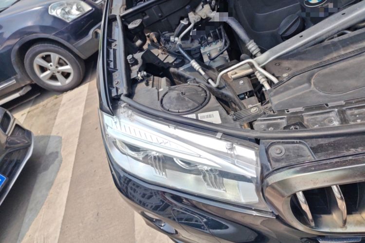 Used BMW X6  Right Front Headlight