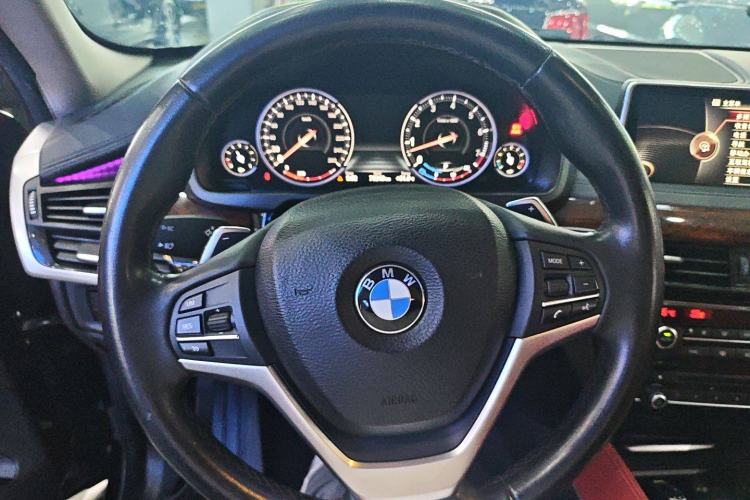 Used BMW X6 2016 xDrive35i Base Model Middle East Steering Wheel