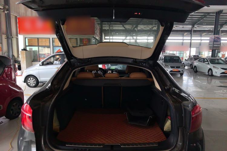Used BMW X6 2016 xDrive35i Base Model Middle East Trunk