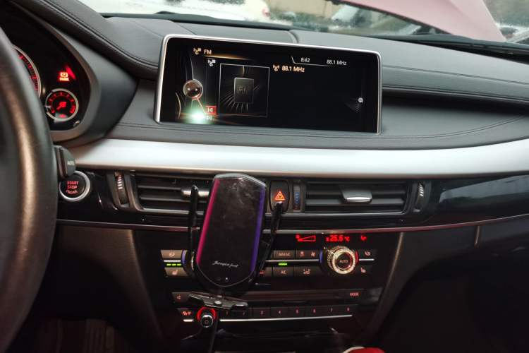 Used BMW X6 2016 xDrive35i Base Model Middle East Audio And AC Panel