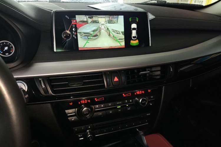 Used BMW X6 2016 xDrive35i Base Model Middle East Audio And AC Panel