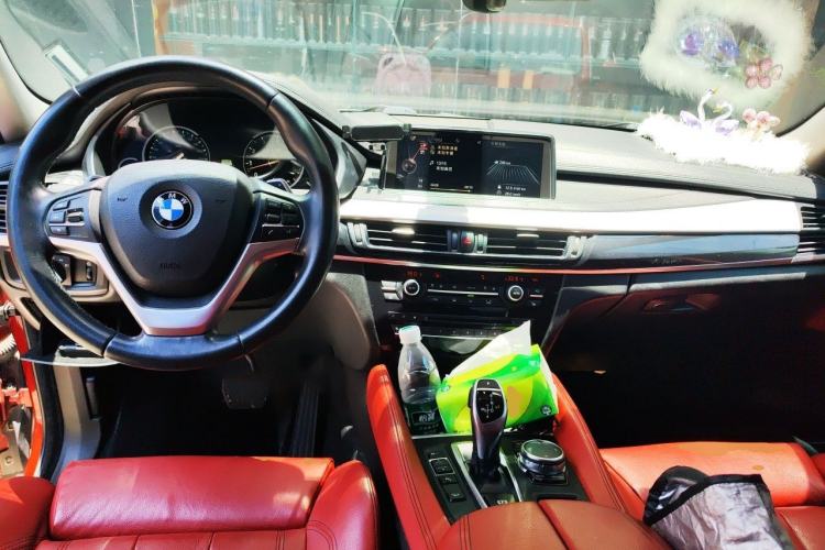 Used BMW X6 2016 xDrive35i Base Model Middle East Center Console