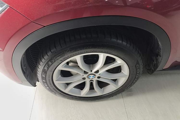 Used BMW X6 2016 xDrive35i Base Model Middle East Exterior 4
