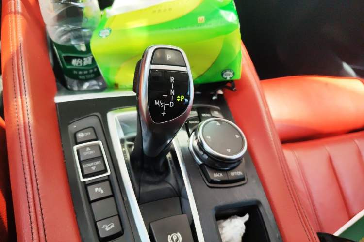 Used BMW X6 2016 xDrive35i Base Model Middle East Gear Lever