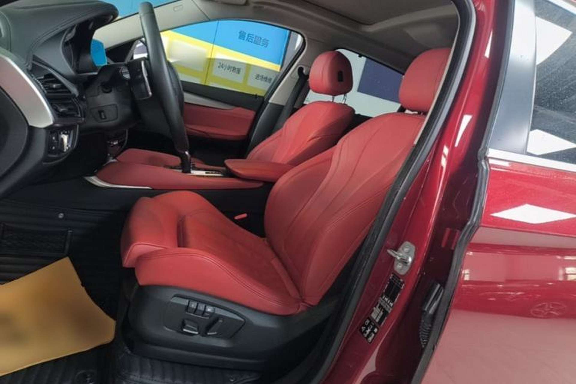 Used BMW X6 2016 xDrive35i Base Model Middle East Left Front Seat