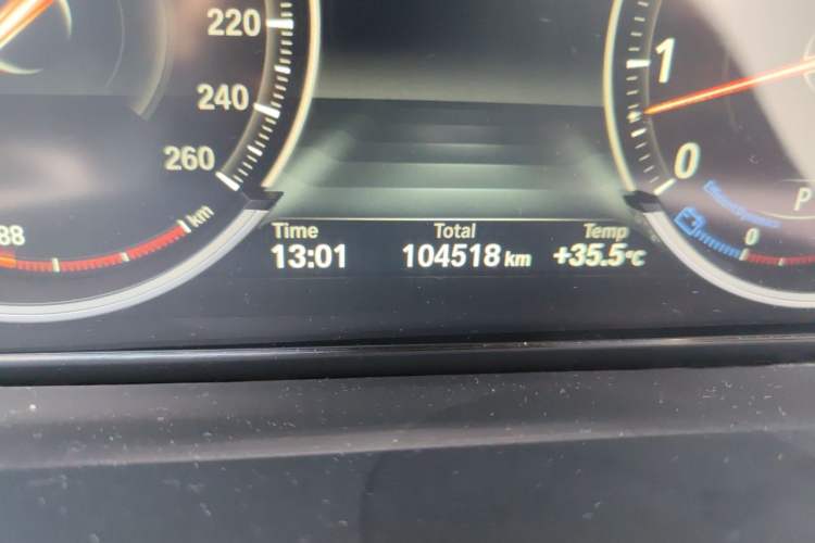 Used BMW X6 2016 xDrive35i Base Model Middle East Odometer Close Up
