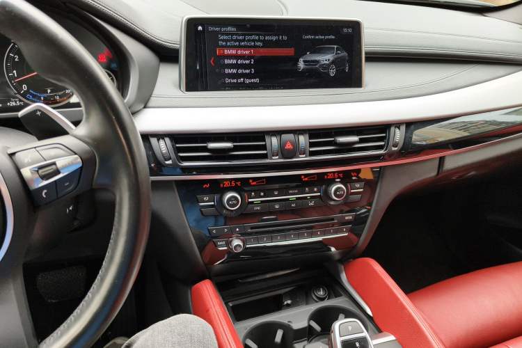 Used BMW X6 2016 xDrive35i Base Model Middle East Audio And AC Panel