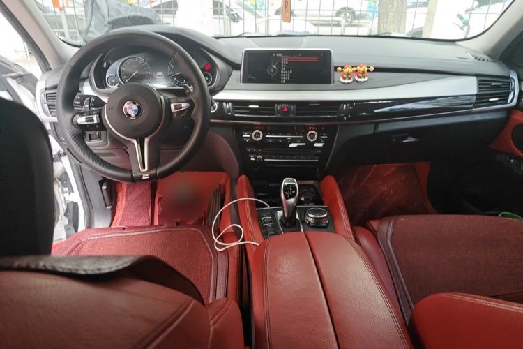 Used BMW X6  Center Console