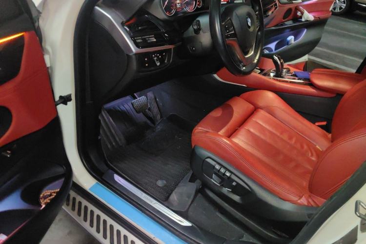 Used BMW X6 2016 xDrive35i Base Model Middle East Driver Seat