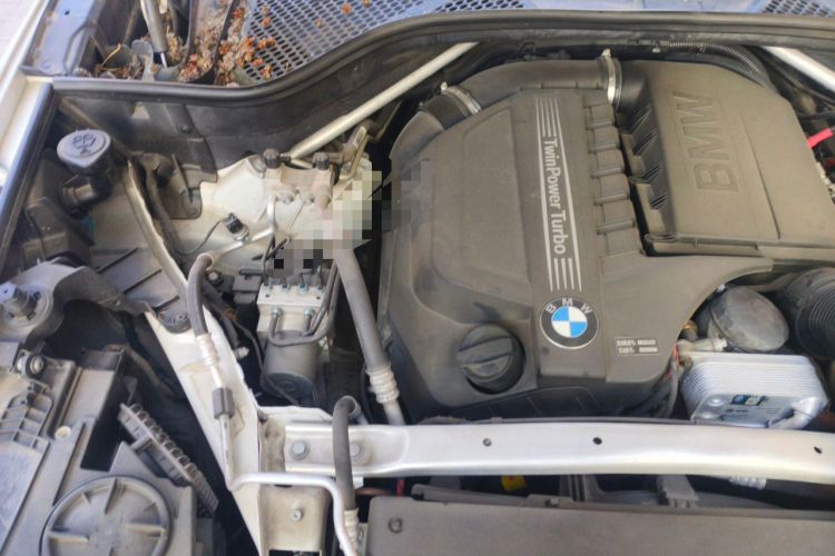 Used BMW X6  Engine Bay Right