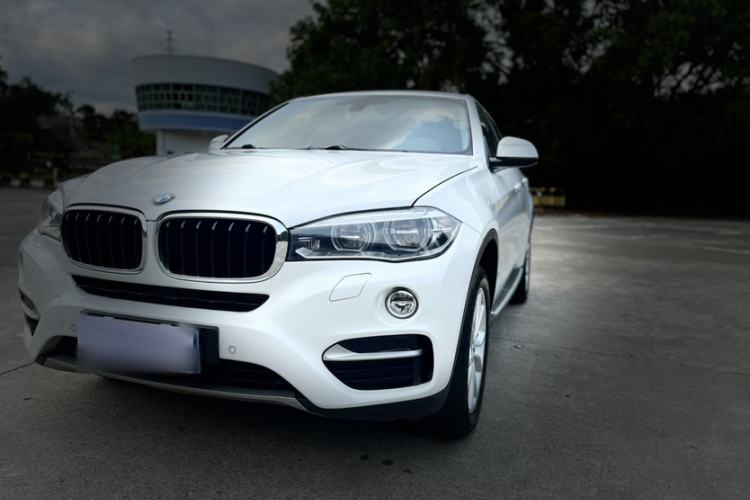 Used BMW X6 2016 xDrive35i Base Model Middle East Exterior 2
