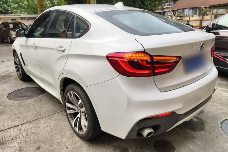 Used BMW X6 2016 xDrive35i Base Model Middle East Exterior 2