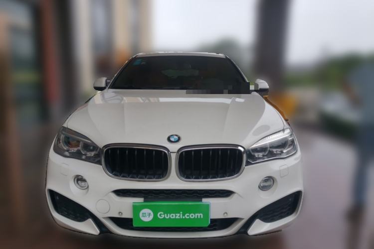 Used BMW X6  Front
