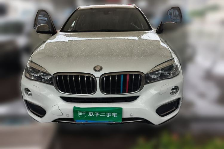 Used BMW X6  Front