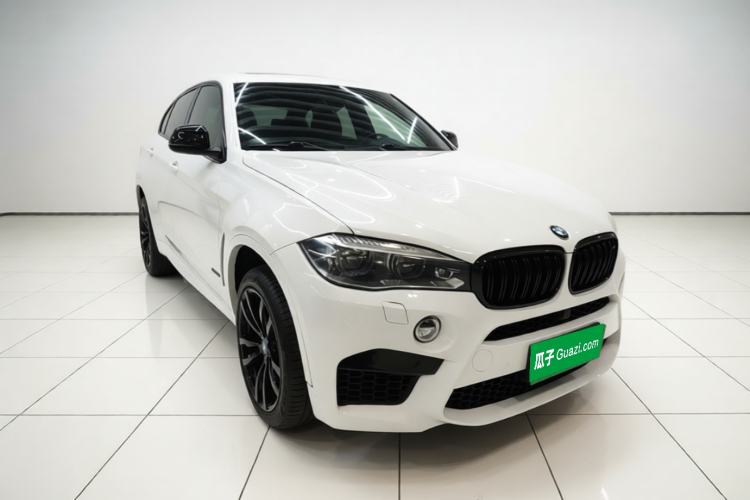 Used BMW X6 2016 xDrive35i Base Model Middle East Front Right 45 Deg