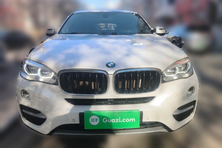 Used BMW X6  Front