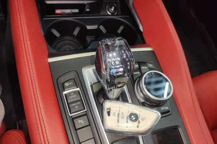 Used BMW X6 2016 xDrive35i Base Model Middle East Gear Lever