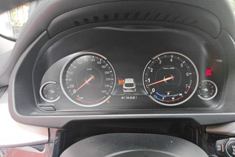 Used BMW X6  Instrument Cluster