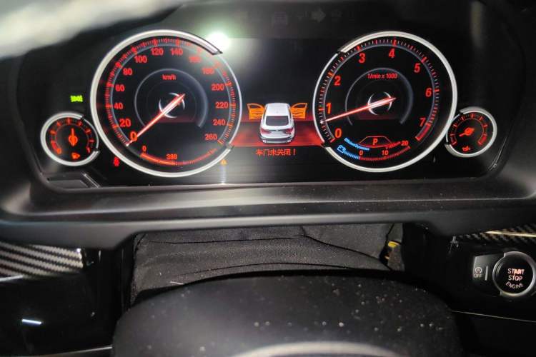 Used BMW X6 2016 xDrive35i Base Model Middle East Instrument Cluster