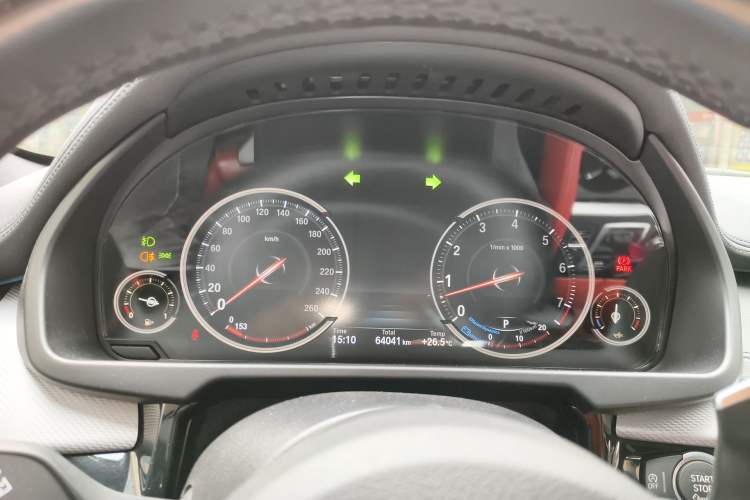 Used BMW X6 2016 xDrive35i Base Model Middle East Instrument Cluster