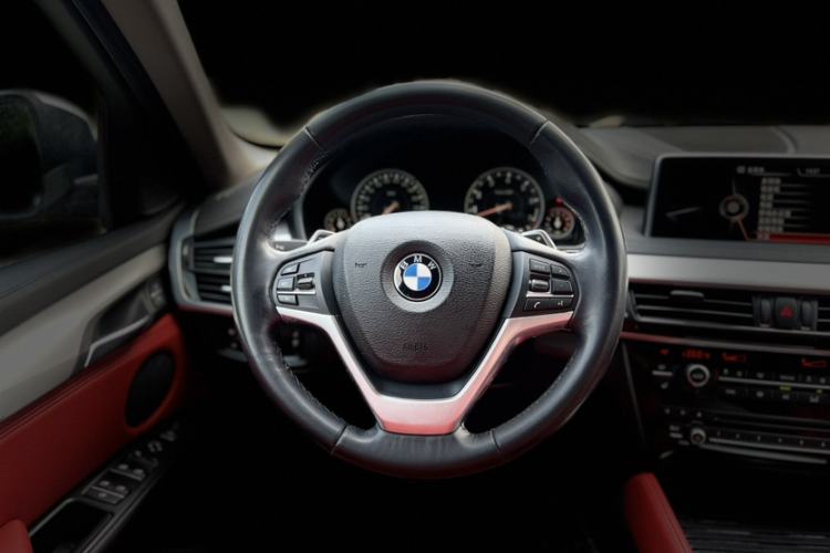 Used BMW X6 2016 xDrive35i Base Model Middle East Interior 5