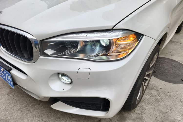 Used BMW X6 2016 xDrive35i Base Model Middle East Left Front Headlight