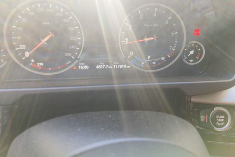 Used BMW X6  Odometer Close Up