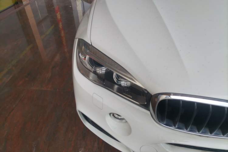 Used BMW X6  Right Front Headlight