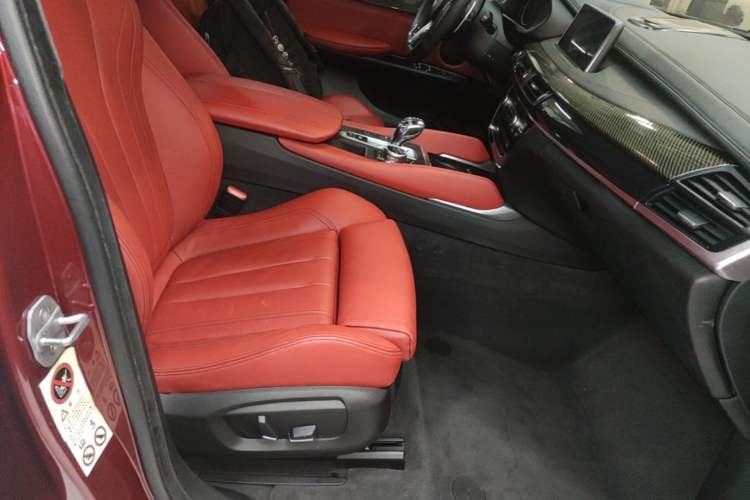 Used BMW X6 2016 xDrive35i Base Model Middle East Right Front Seat